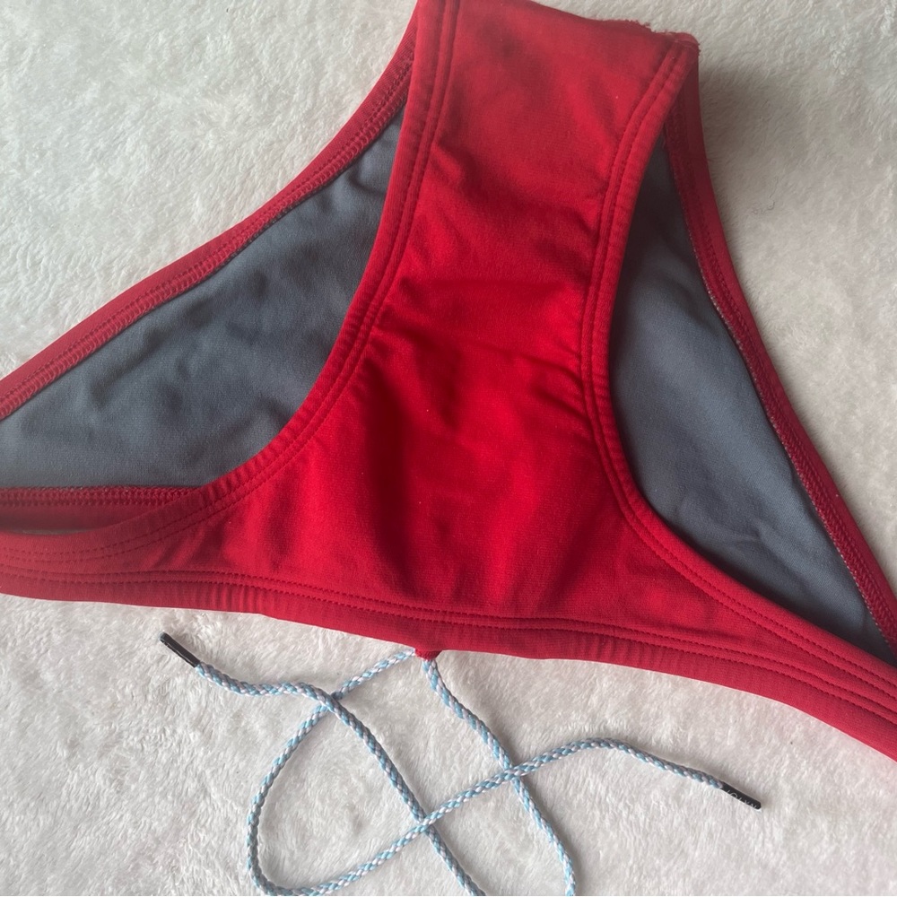 Jolyn Europe Bottom size S RED